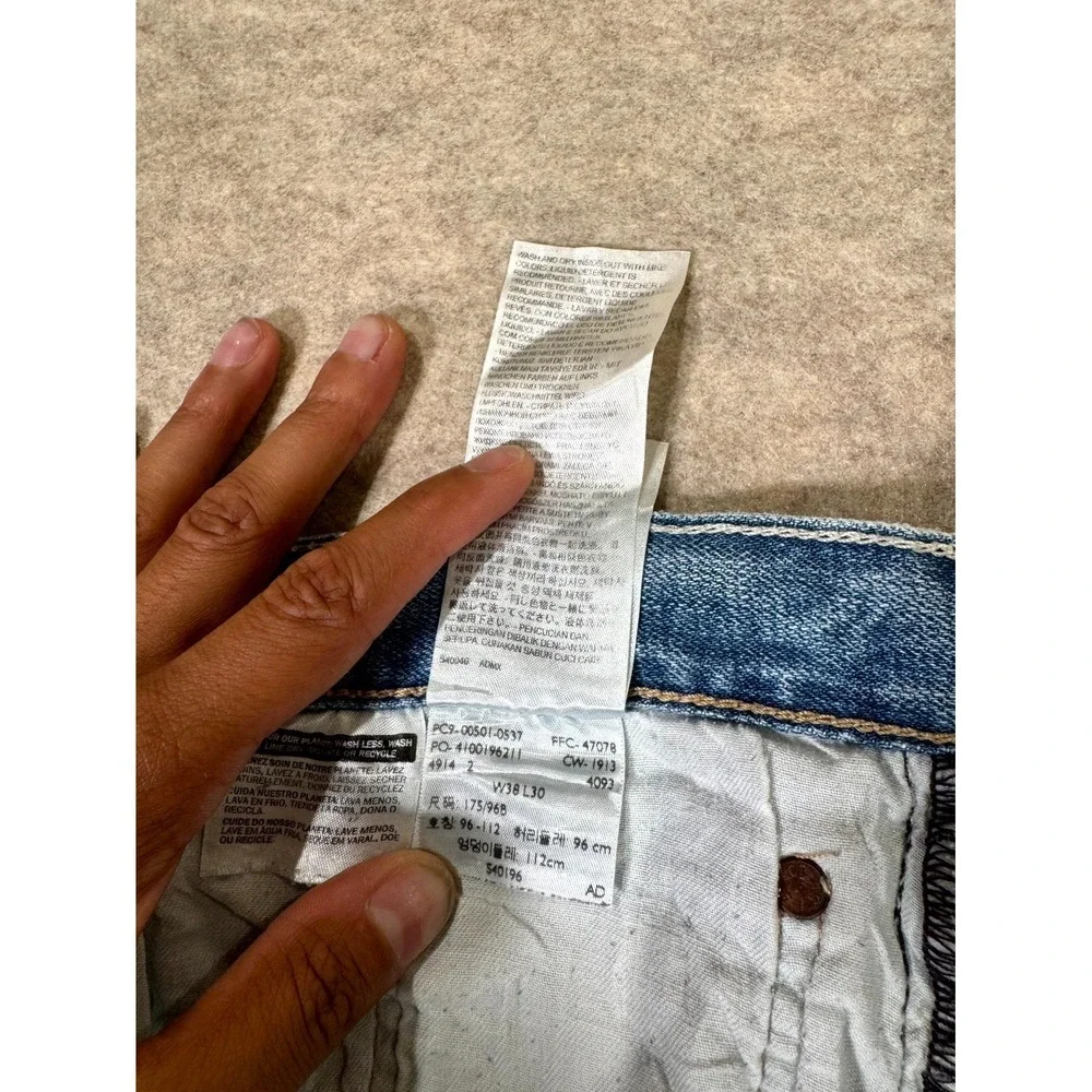 Levis 501 Original Fit Jeans Mens 38x30 Blue Denim Cotton High Rise Straight Leg